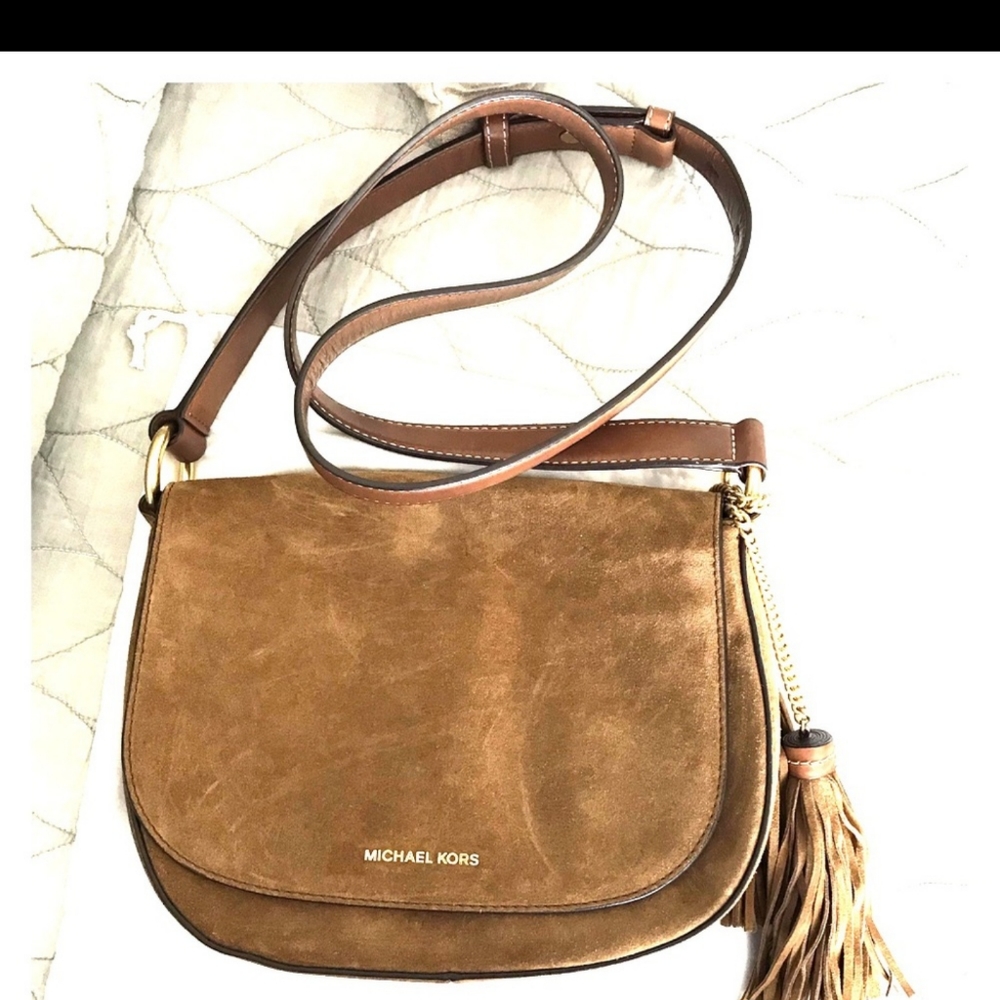 💥SALE💥🌟Michael Kors Elyse Crossbody Saddle Bag🌟